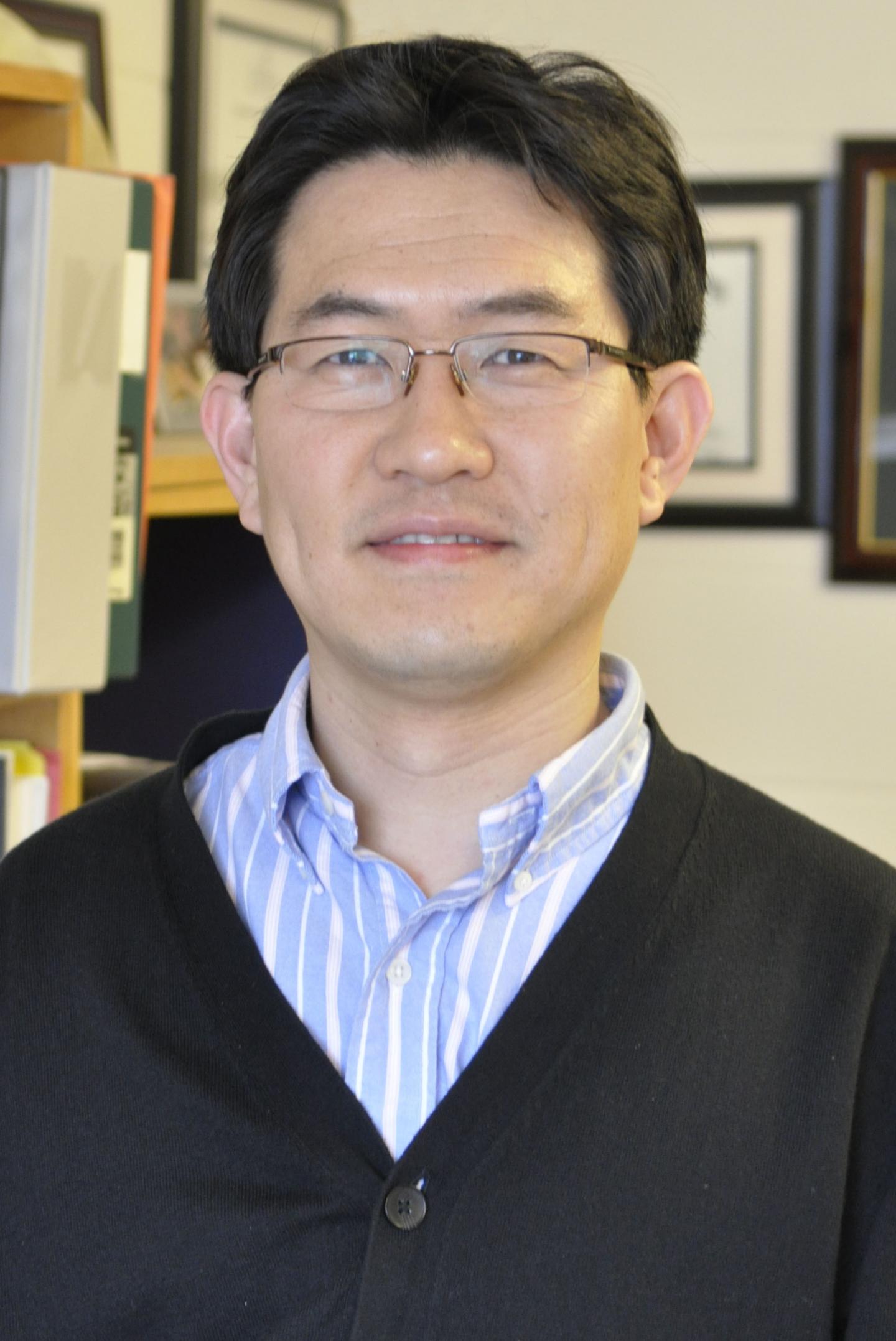 Mansoo Yu, University of Missouri-Columbia