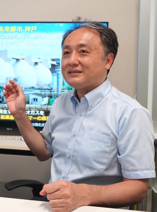 Associate Professor TSUDA Akihiko