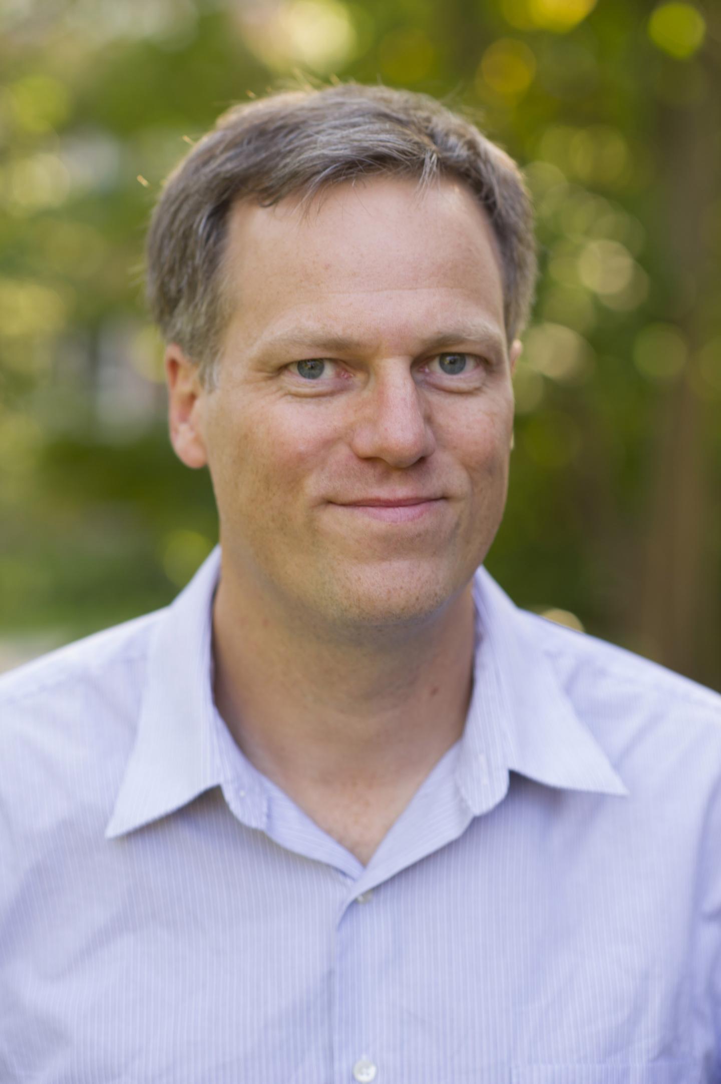 Per Svenningsson,  	Karolinska Institutet 