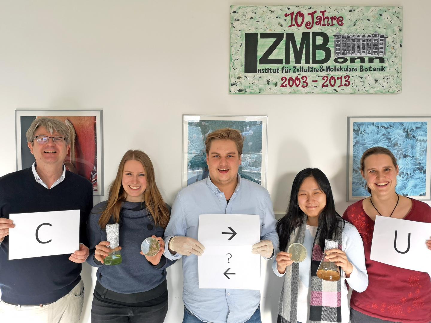 Volker Knoop, Elena Lesch, Bastian Oldenkott, Yingying Yang and Mareike Schallenberg-Rüdinger