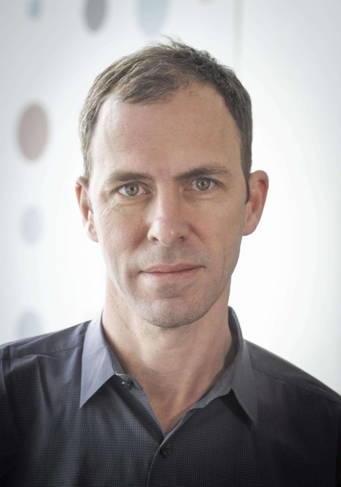 SickKids Senior Scientist and Neurosurgeon Dr. Peter Dirks