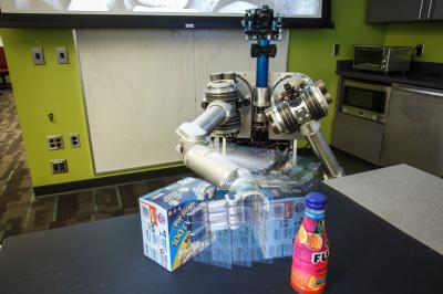 Robot Discovers Objects Autonomously