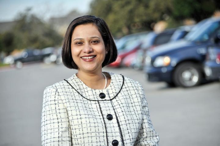 Meghna Tare, University of Texas at Arlington