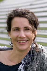 Prof. Julia Ostner