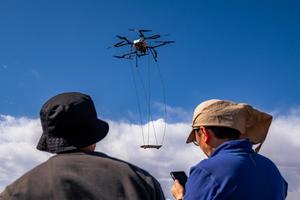 Drone carrying magnetic sensor