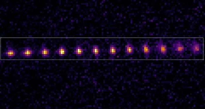 Single atoms under the microscope.