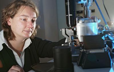 Dr. Stephanie Hoeppener, Friedrich-Schiller-Universitaet Jena