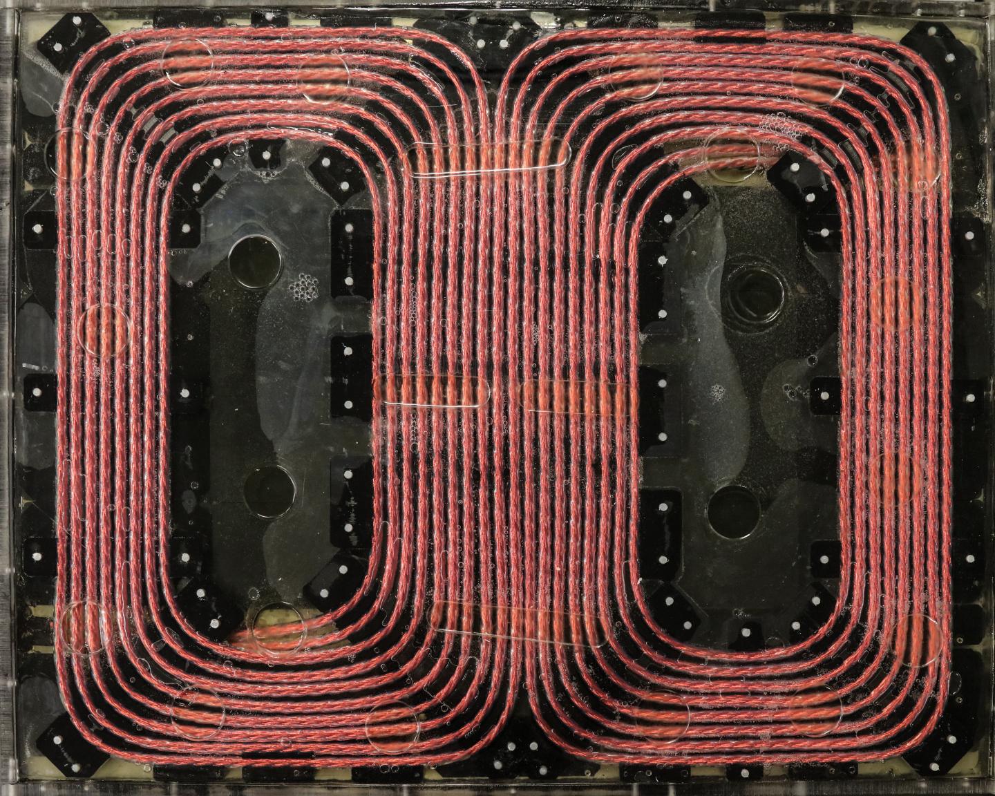 ORNL Demonstrates 120-kilowatt Wireless Charging for Vehicles 2