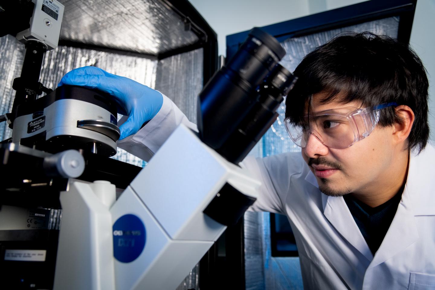 Eser Akinoglu, ARC Centre of Excellence in Exciton Science