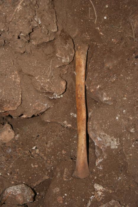 As above, so below: Deposition, modification, and reutilization of human remains at Marmoles cave (Cueva de los Marmoles: Southern Spain, 4000–1000 cal. BCE)