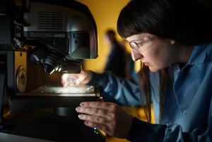 MAKING MICRONEEDLE MONITORS