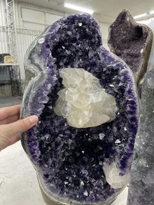 Amethyst-calcite geode from Los Catalanes already processed in the workshop and ready to sell.