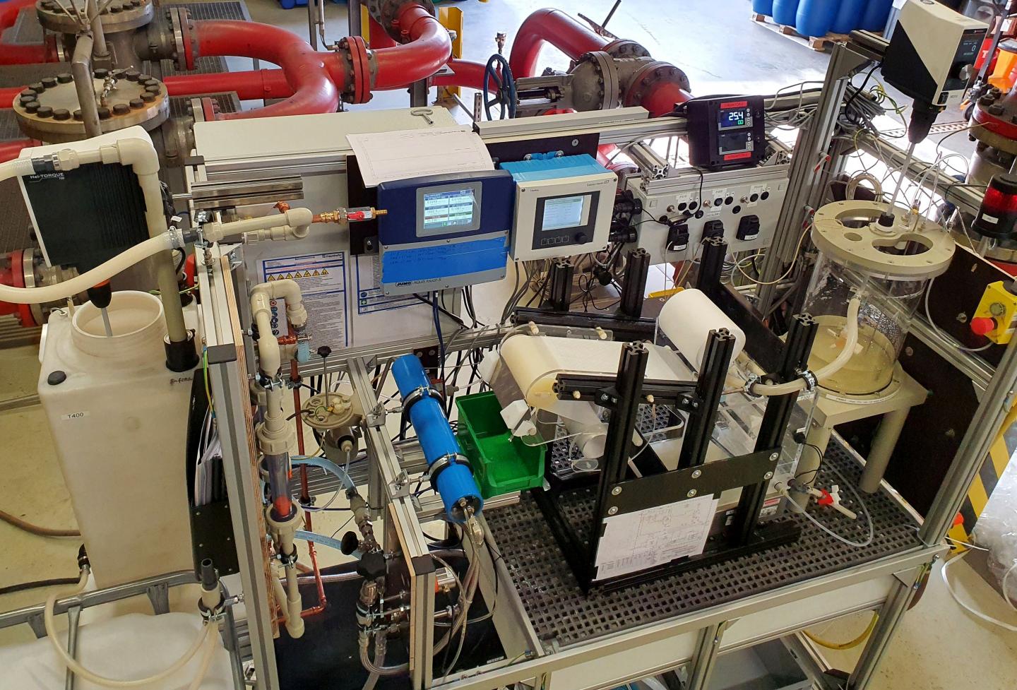 In a geothermal power plant in the Upper Rhine Graben, key components have already been successfully tested in a pilot plant.