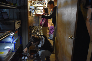 Scientists at Mount Bachelor set up instruments