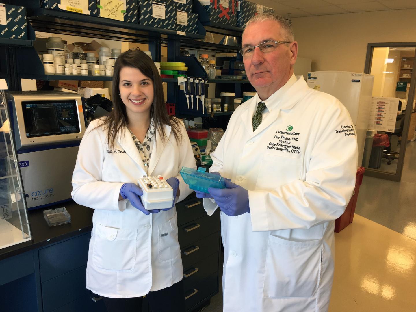 Researchers Brett Sansbury, Ph.D., and Eric Kmiec, Ph.D.