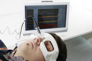 Non-invasive intracranial pressure meter invented at KTU