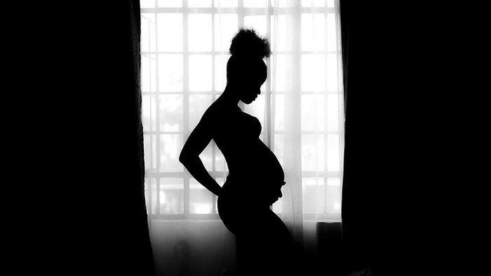 Silhouette, pregnant woman