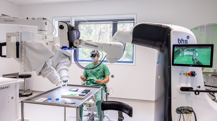 Robot-supported microsurgical operation