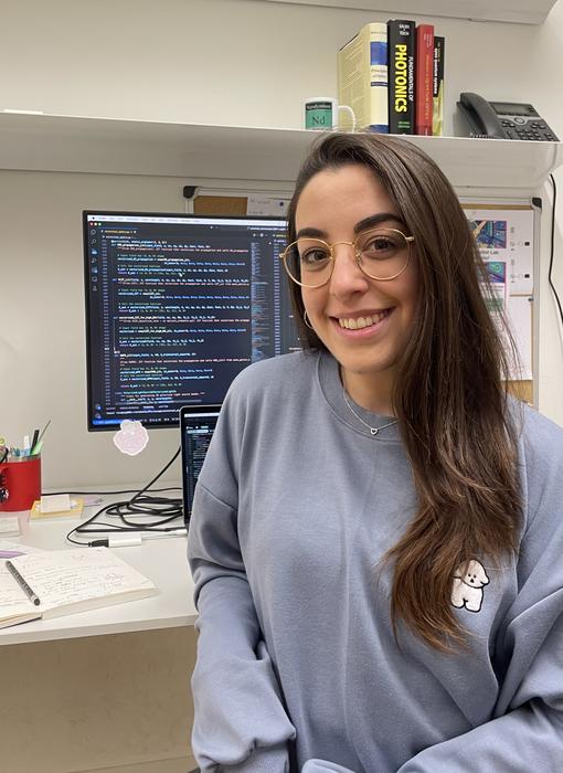 Dr. Carla Rodríguez, scientist in the research group of Dr. Mario Krenn at MPL