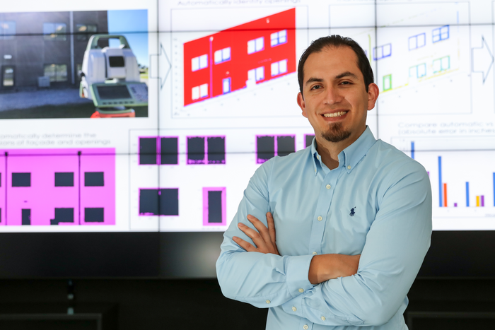 Bryan Maldonado, a research in buildings and transportation at ORNL, is the recipient of the 2022 ASME Old Guard Early Career Award.