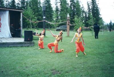 Yakut Girls, Summer Dancing
