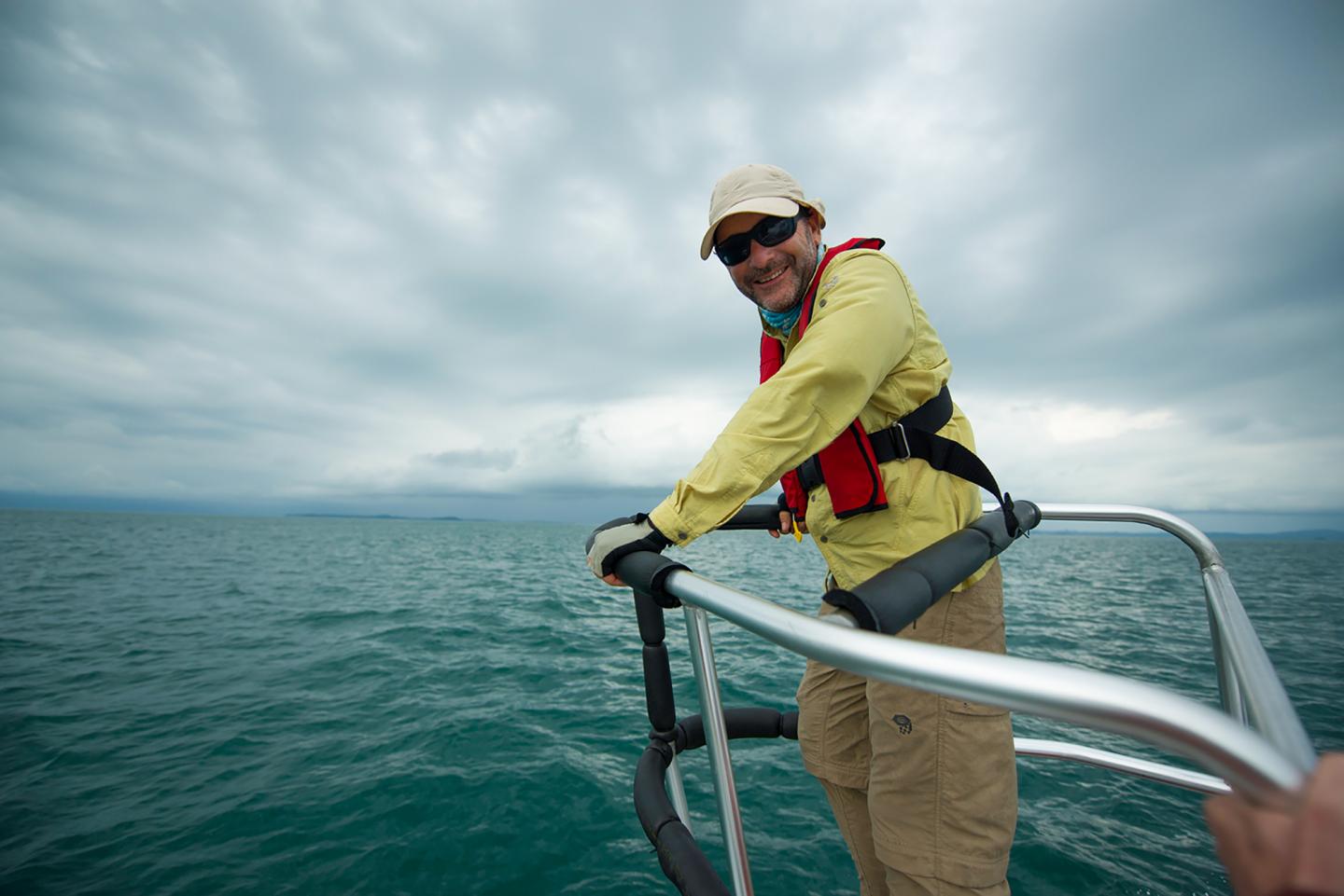 STRI Biologist Hector Guzman