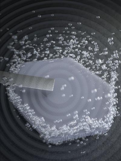 Watching a nanoscale catalyst generate oxygen