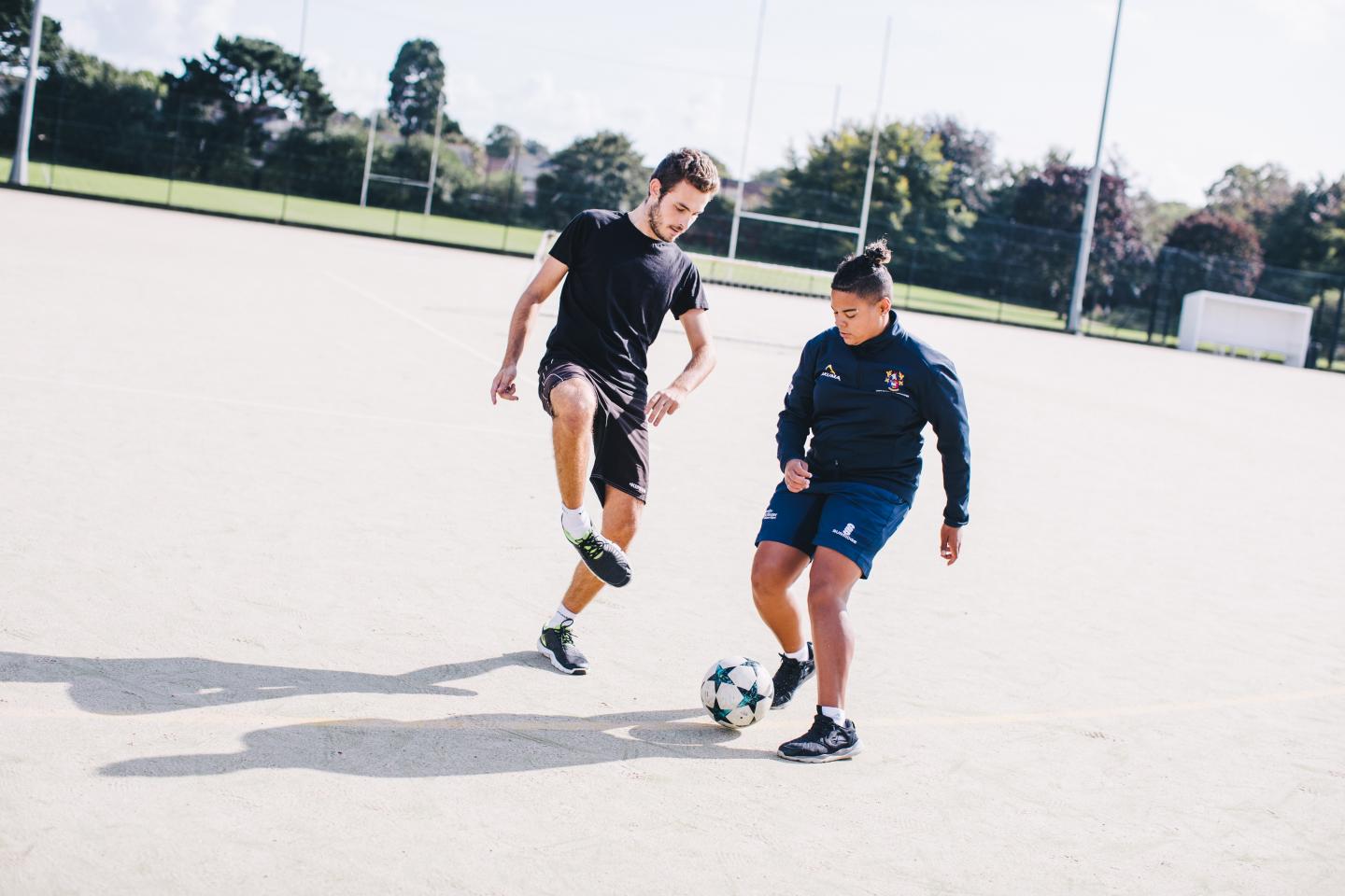 Experts reveal 'football vision' as important EurekAlert!