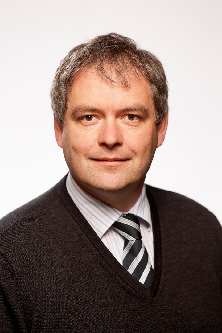 Professor Dr. Siegfried Waldvogel, spokesperson of the JGU top-level research area SusInnoScience