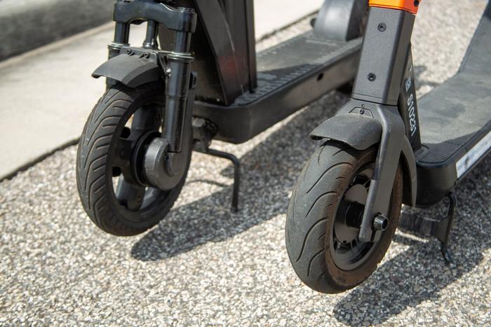 Groundbreaking E-Scooter Study Shows Surface Transitions as Most Common Hurdle