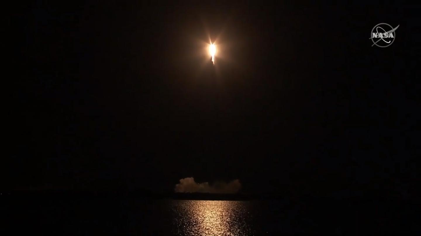 SpaceX Dragon Cargo Spacecraft Launch