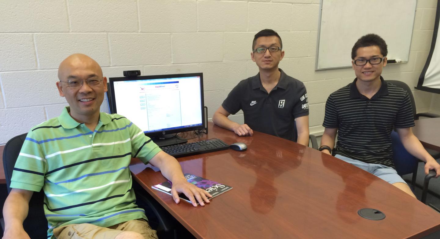 Jianlin Cheng, Jilong Li and Jie Hou