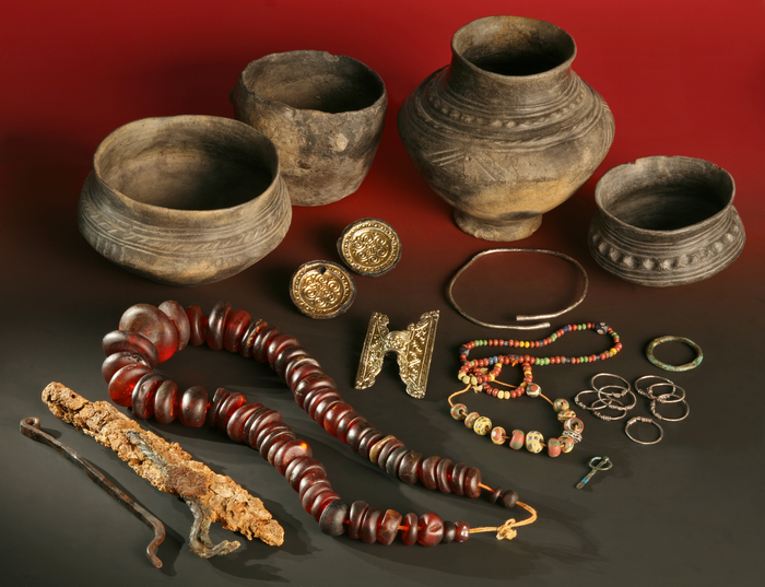 Grave goods, Issendorf cemetery