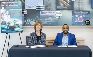 Susan Hubbard, ORNL’s deputy for science and technology, and Ricardo Marc-Antoni Duncanson, founder of Marc-Antoni Racing