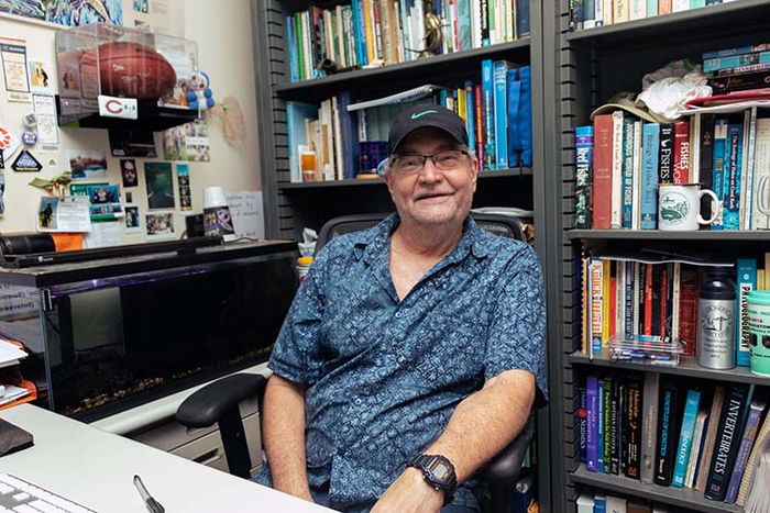 Dr. Daniel Lindstrom