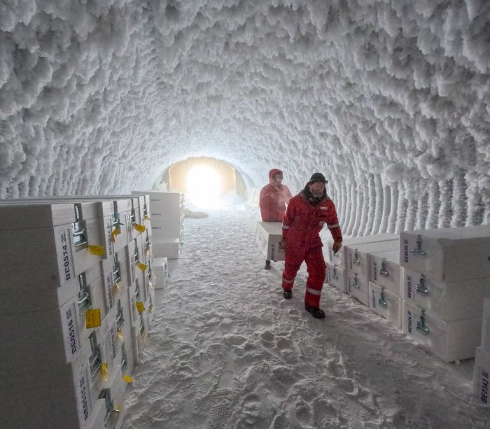 Ice core storing at Little Dom [IMAGE] | EurekAlert! Science News Releases
