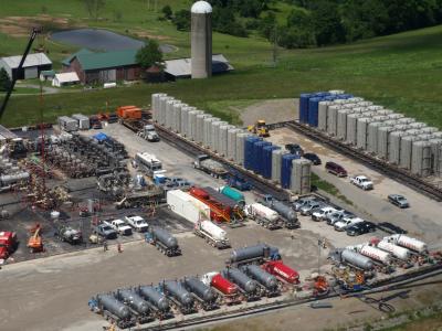 Fracking's Environmental Costs and Benefits