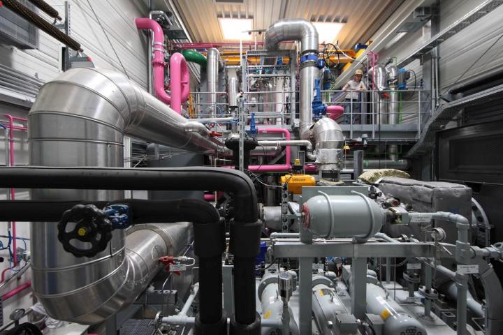 View into the interior of the geothermal plant in Bruchsal.