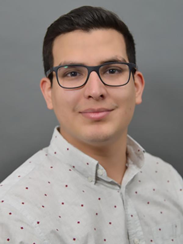 Graduate Student Raul Alfaro