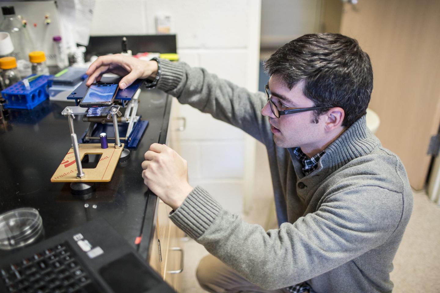 Simple, Low-Tech Disease Diagnostics