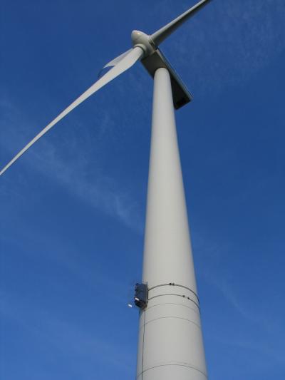 Wind Farms to Blink Only When Necessary