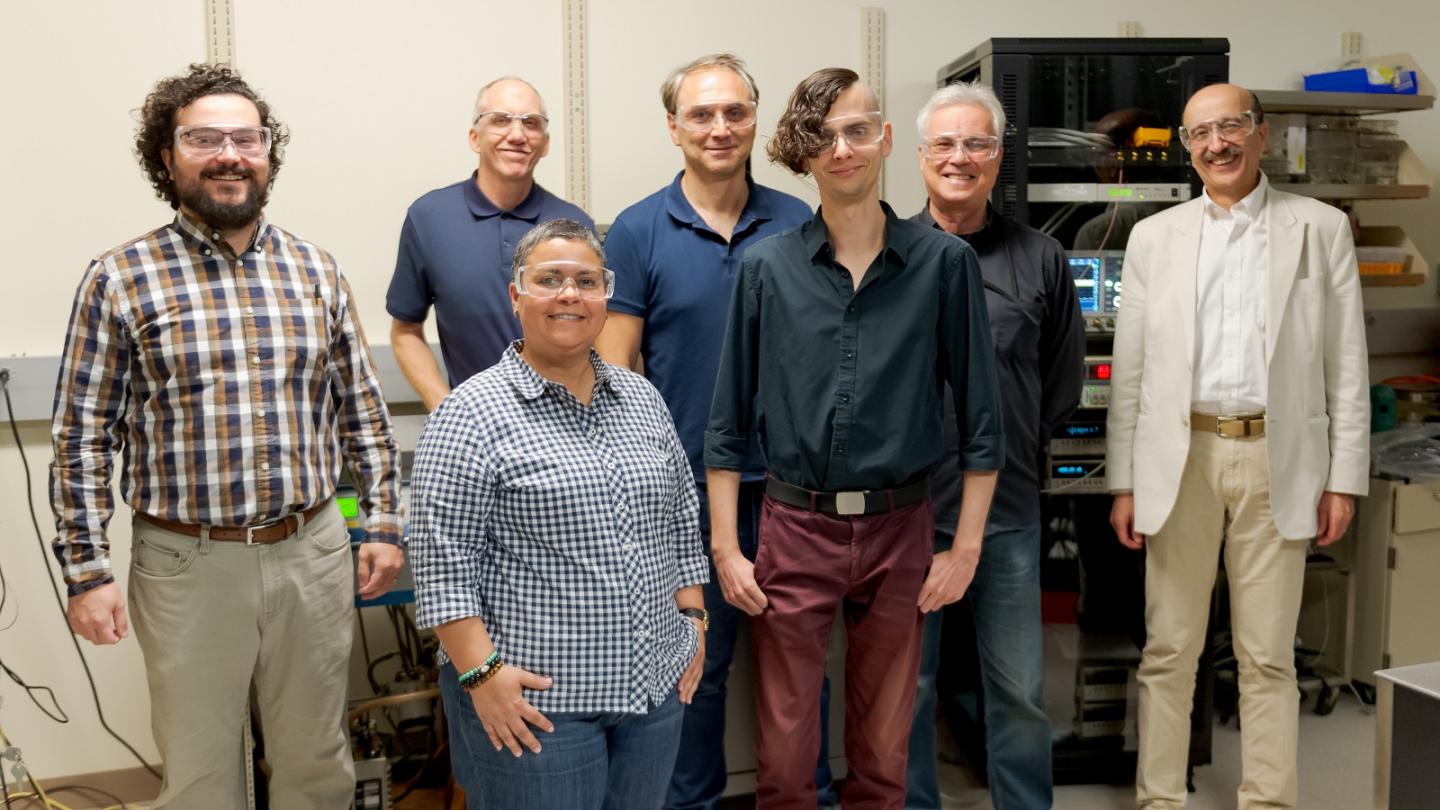 Superconducting nanowire team at Argonne