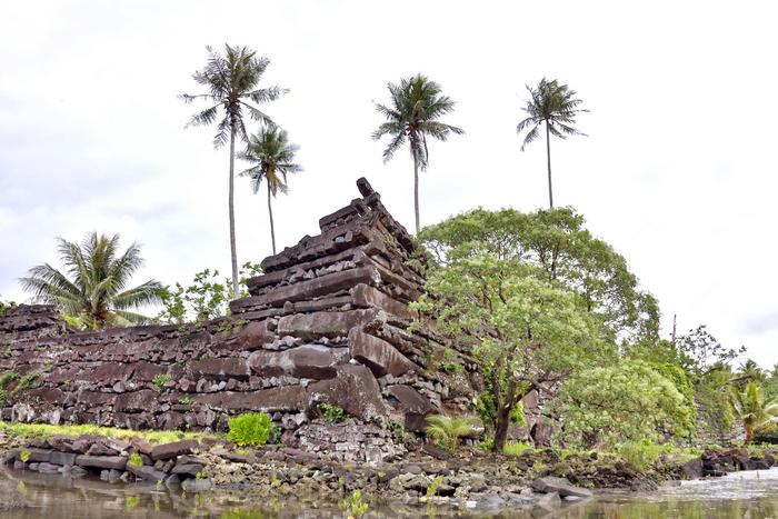 outer wall of Royal Tomb