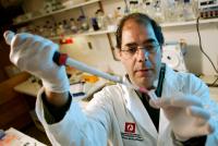 Canadian Blood Services Researcher Dr. Alan Lazarus, Working in Toronto Lab