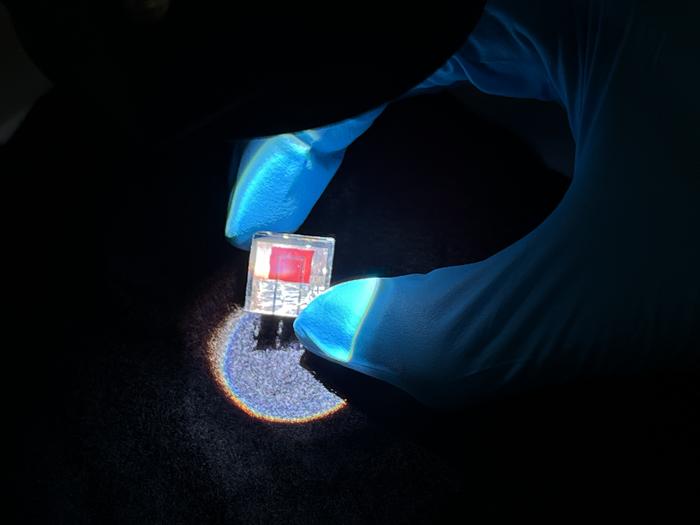 Solar cell with passivation in the laboratory under simulated sunlight.