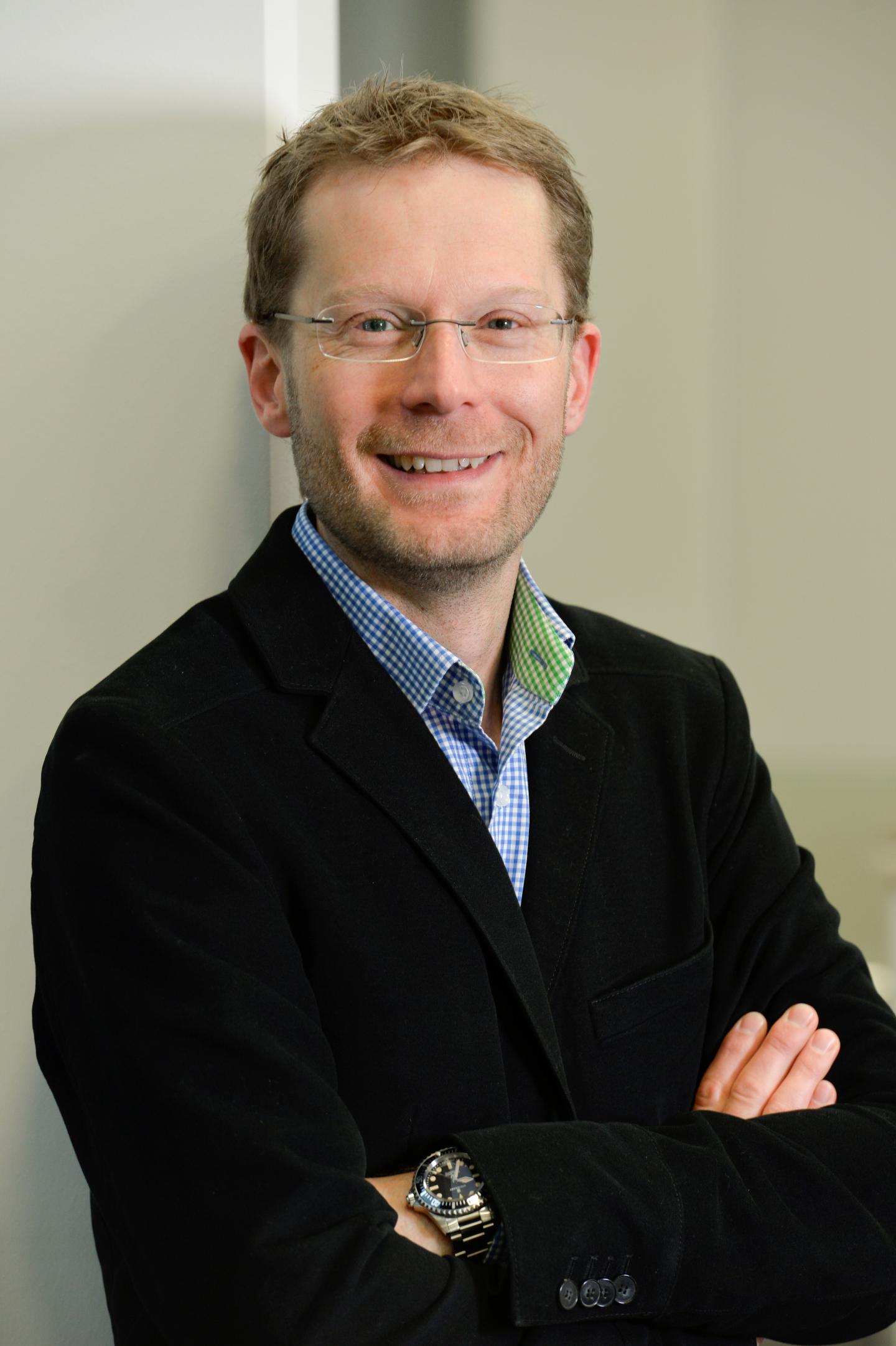 Christoph Kayser, Bielefeld University