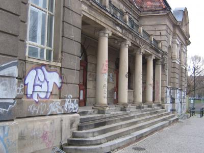 Graffiti-Free Historic Buildings