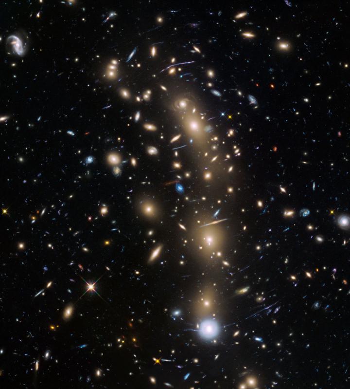 Hubble Frontier Fields View Of MACSJ0416.1 2403