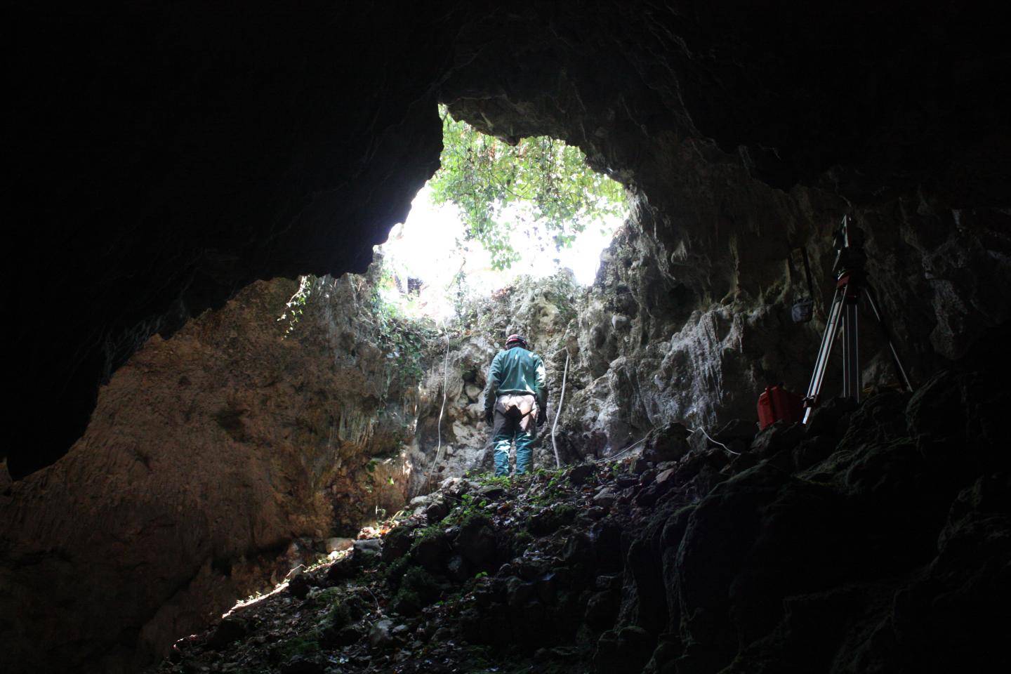 Excavation site Grotta La Sassa - Angelica Ferracci