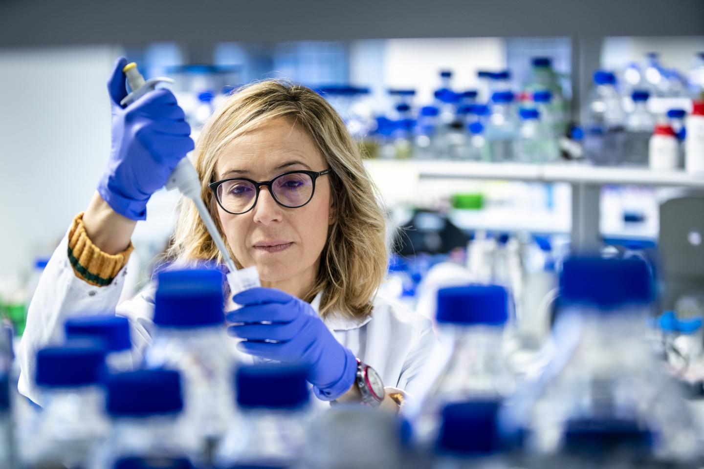 Montse Soler L&oacute;pez, scientist leading research on Alzheimer's disease at the ESRF